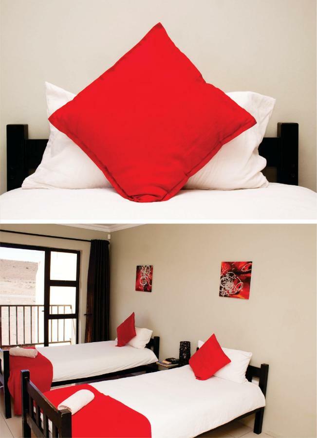 Hotel Haus Holzapfel Beaufort West Exteriér fotografie